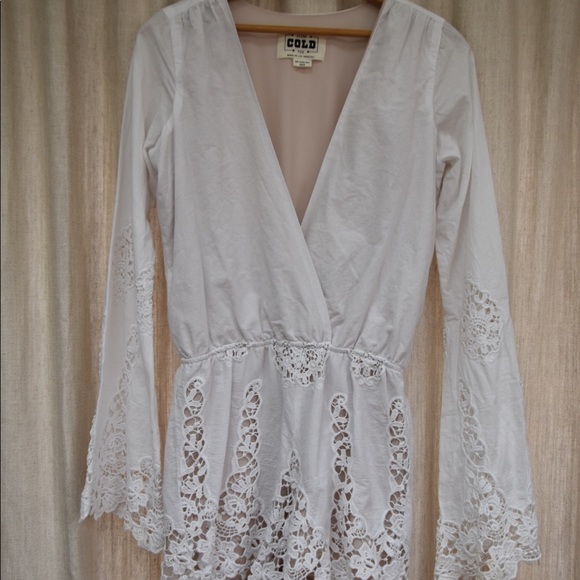 Stone Cold Fox Playsuit - Picture 3 of 4